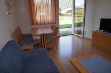 Italia Privát Gais, Esterno